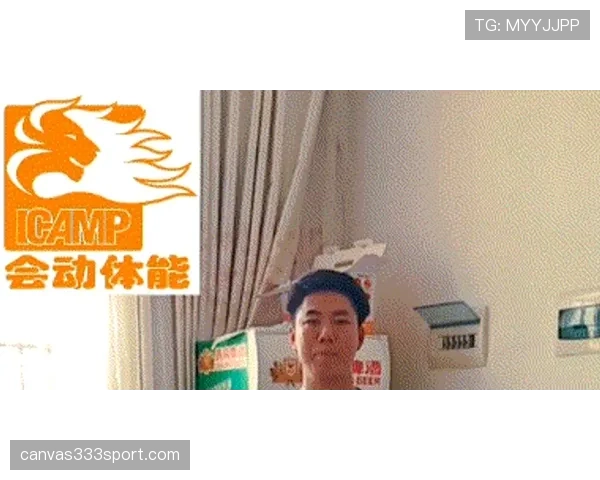 赵继伟家冰箱里塞满能量胶,连饮料都按训练时间表冰着 赵继伟家冰箱里塞满能量胶,连饮料都按训练时间表冰着